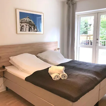 Spacious 1-bed In Frederiksberg W Balcony Apartment